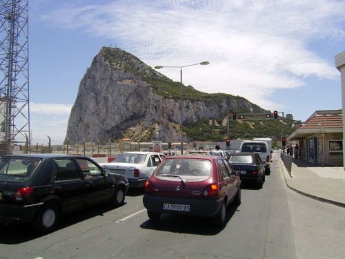 Schranke vor Gibraltar